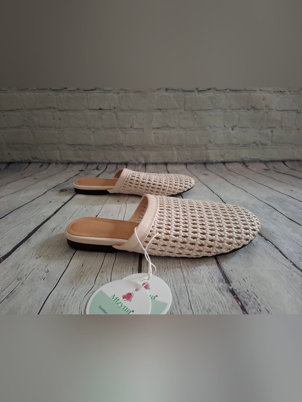 NIB Noctivelle Beige Woven Mules Slides - Size 9